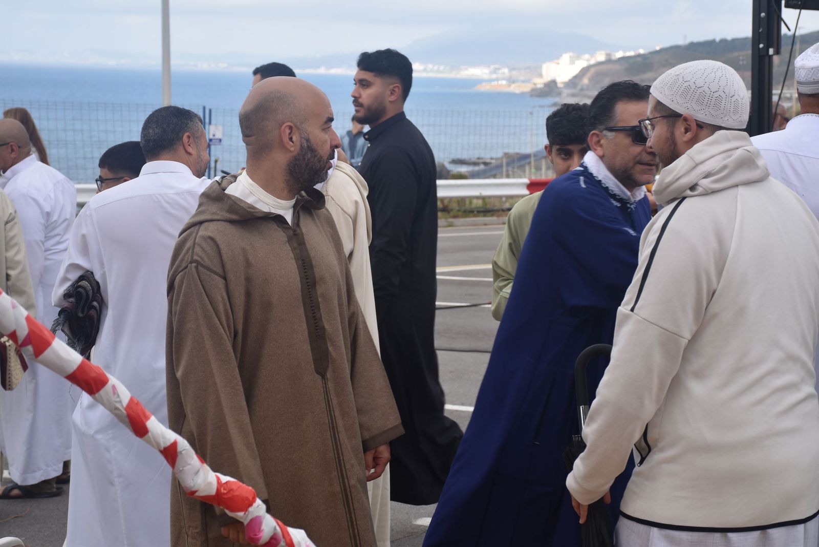 Devoción y respeto en otro rezo multitudinario en Ceuta