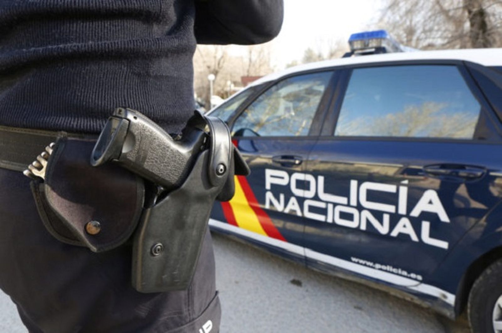 Un agente de la Policía Nacional/FOTO EL PUEBLO