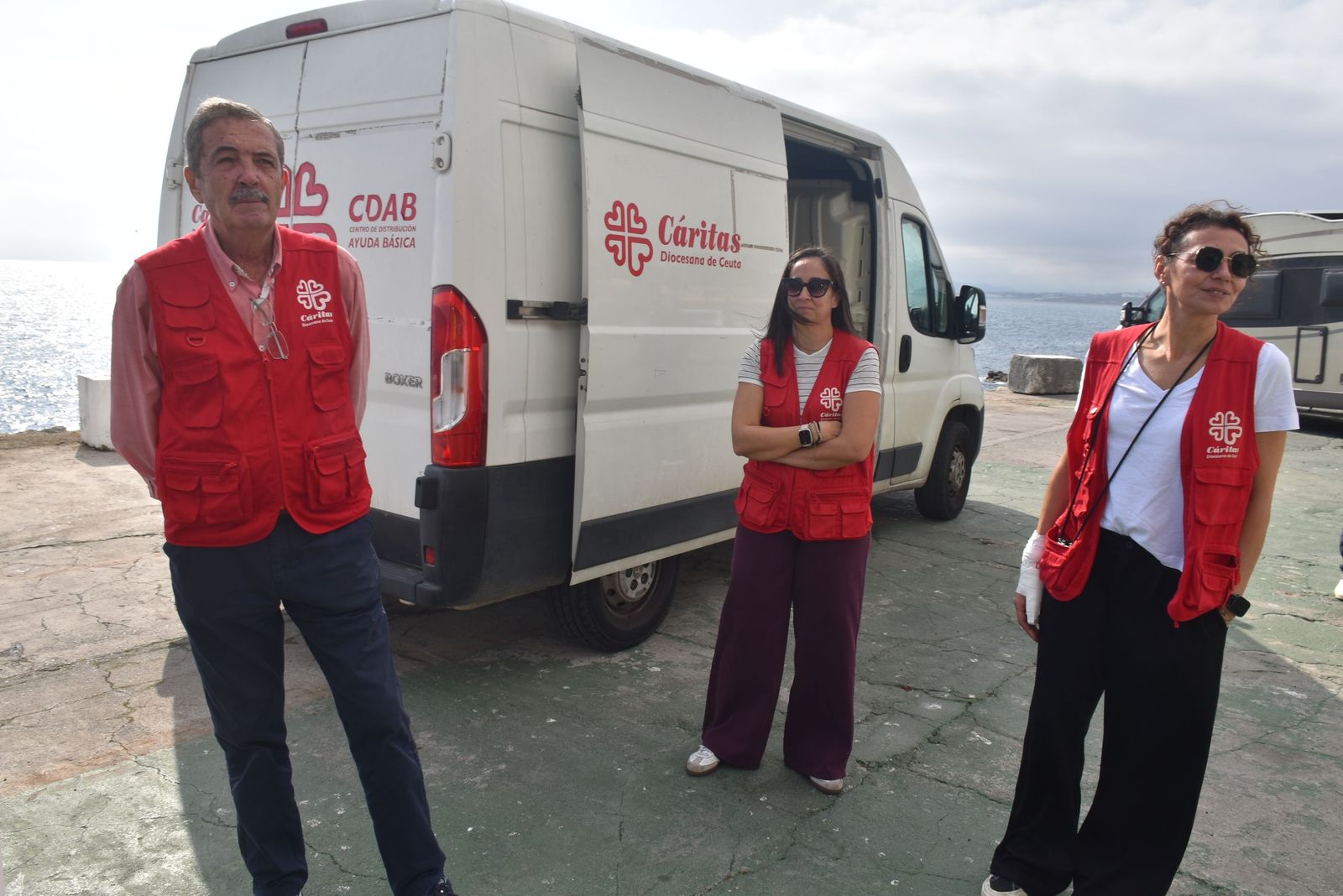 Concentración motera en Juan XXIII para ayudar a Cáritas en la recogida de alimentos