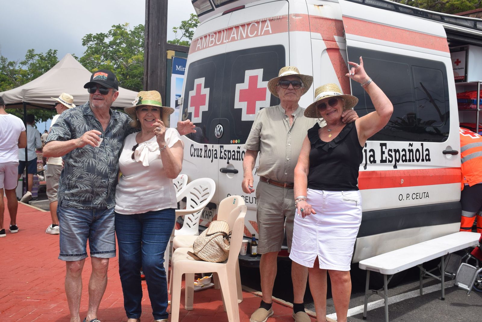 Tradición, fe y calor: Ceuta se vuelca con San Antonio