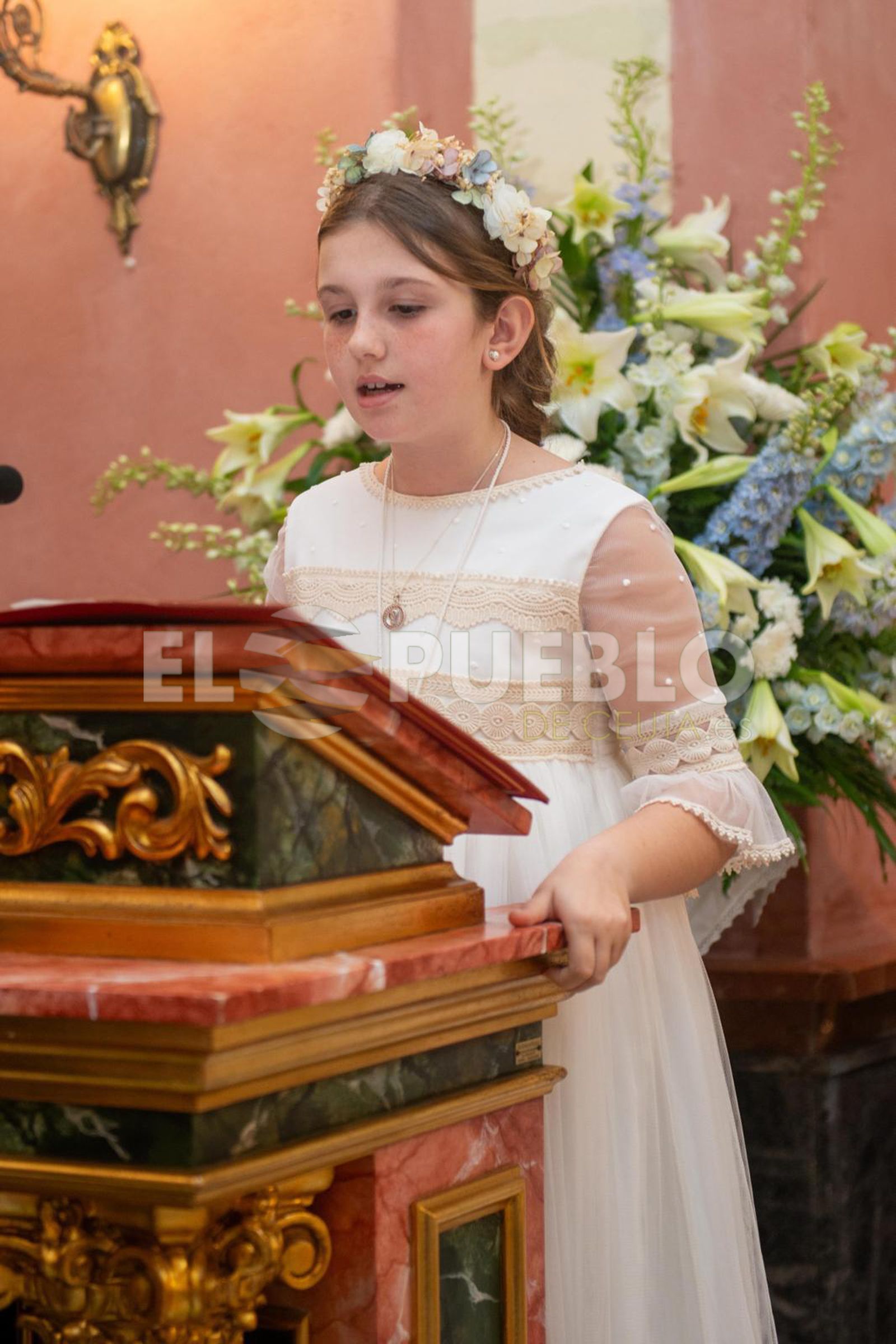 Comuniones en la Iglesia de Nuestra Señora de los Remedios