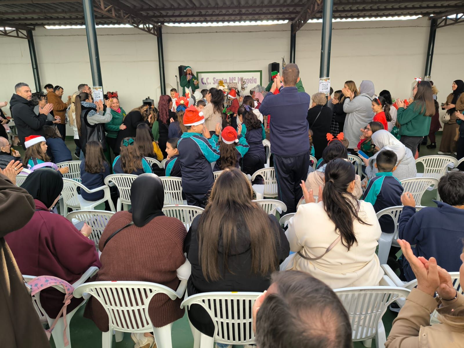 El colegio Santa María Micaela da la bienvenida a la Navidad