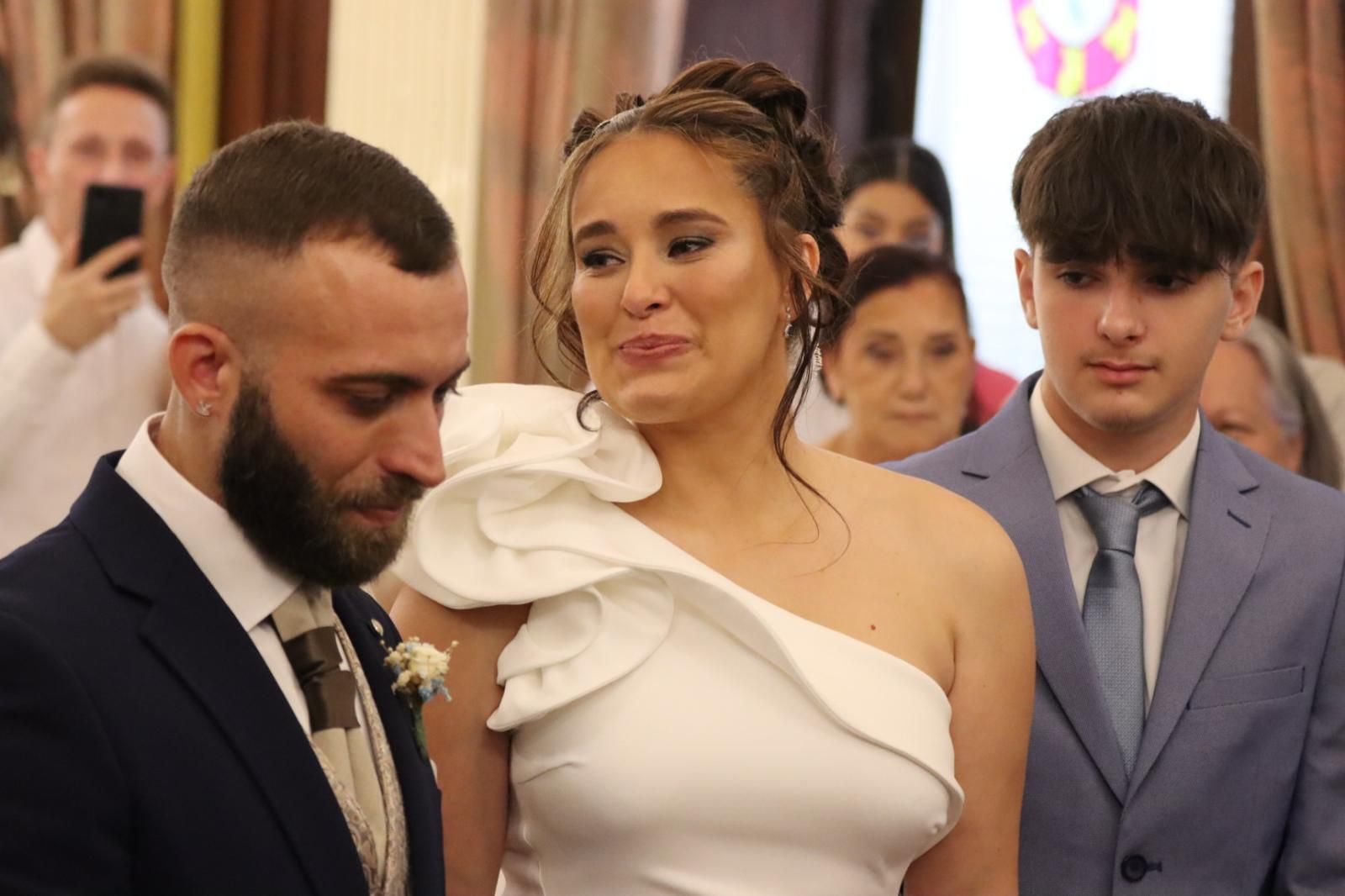 Jesús y Rosa sellan su amor en el Salón del Trono
