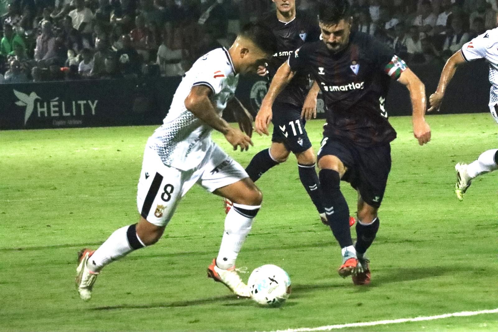 La AD Ceuta prolonga su buena racha en el Murube
