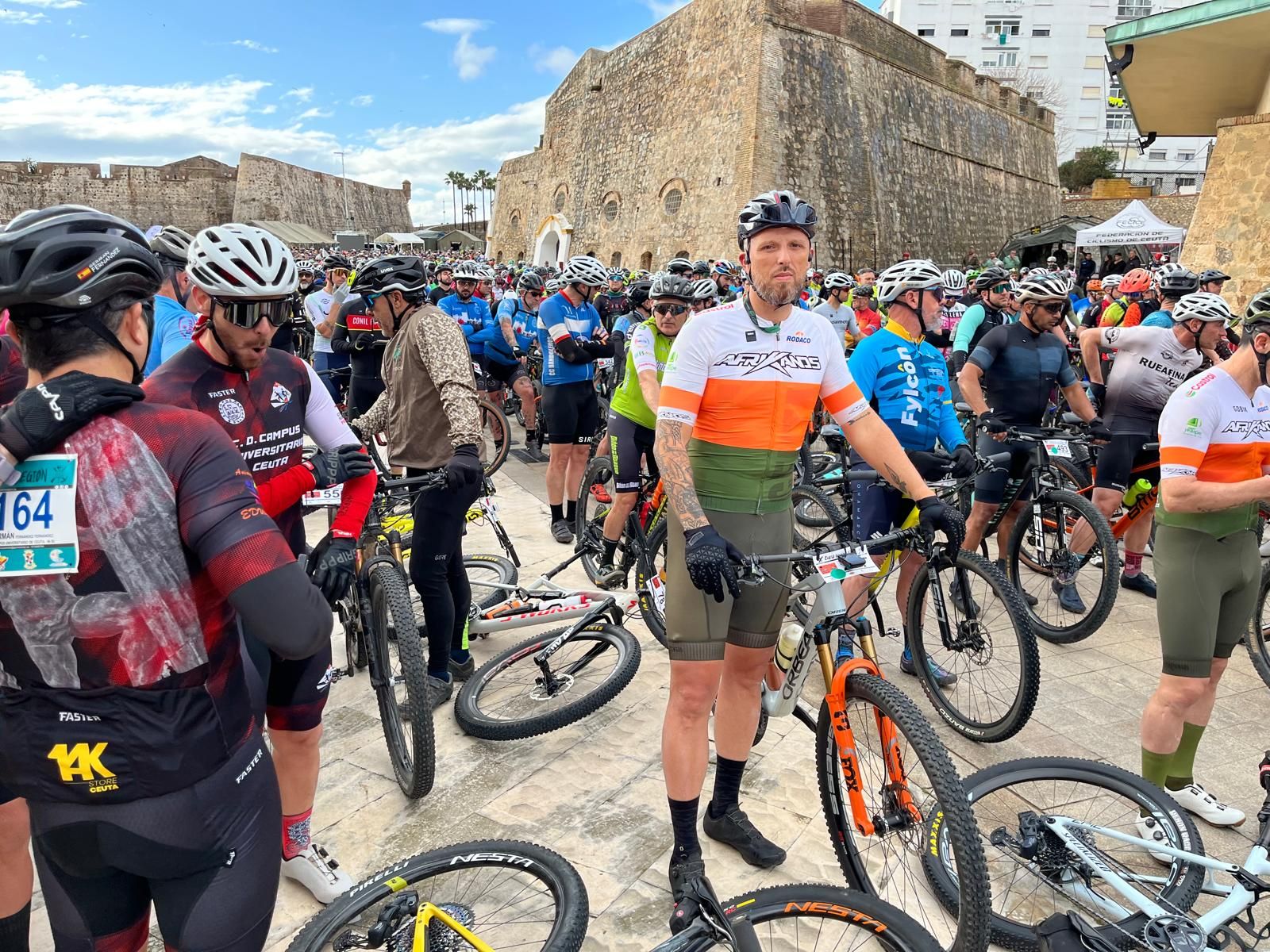 La previa y el inicio de la X Cuna de la Legión a través del objetivo de Reduan