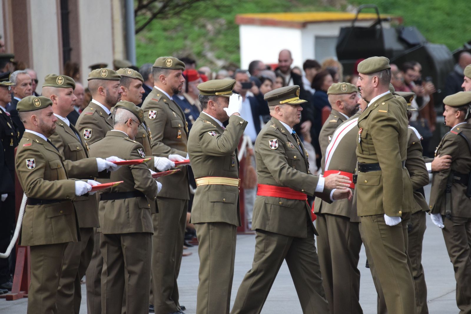 El Ramix-30 celebra Santa Bárbara con una ceremonia marcada por los homenajes y la tradición artillera