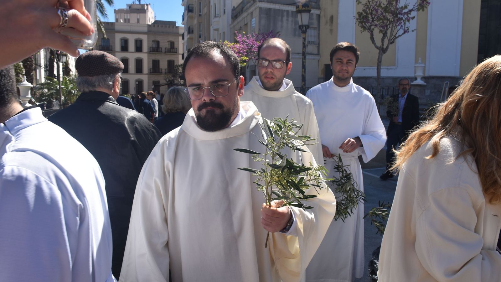 Procesión y bendición de las palmas y misa en el Santuario de África por el Domingo de Ramos