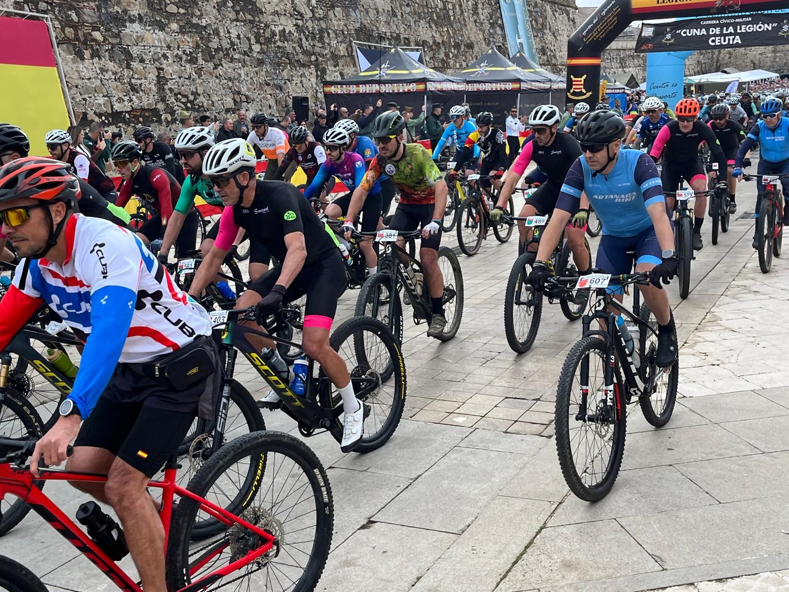 La previa y el inicio de la X Cuna de la Legión a través del objetivo de Reduan