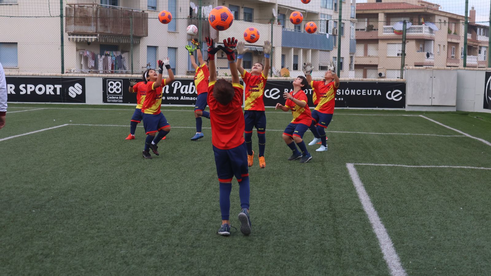 Así inició la Escuela de la RFFCE su nuevo curso