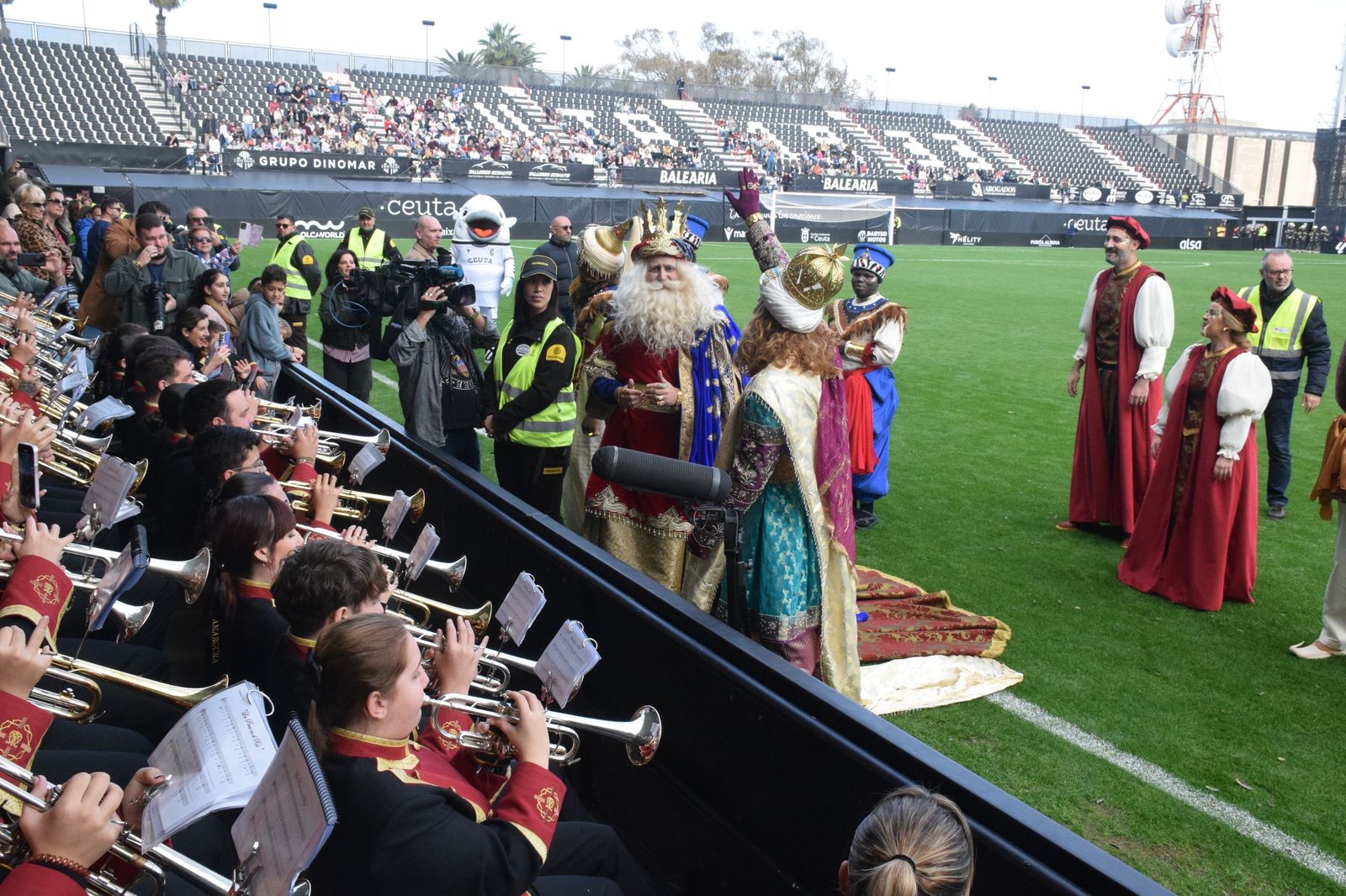 Así se vivió en el Murube la esperada llegada de los Reyes Magos