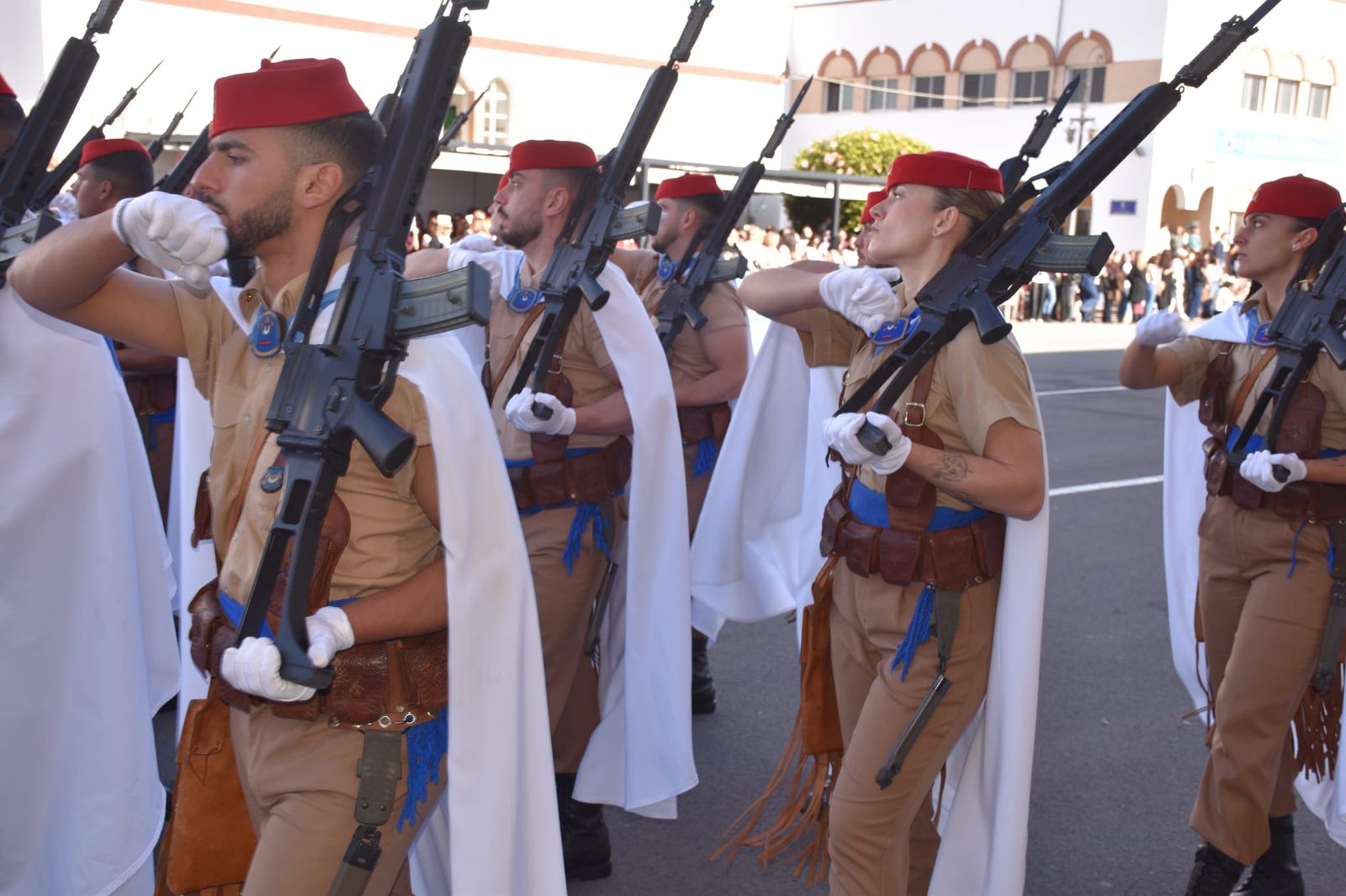 Regulares se viste de gala en honor de la Patrona de Infantería