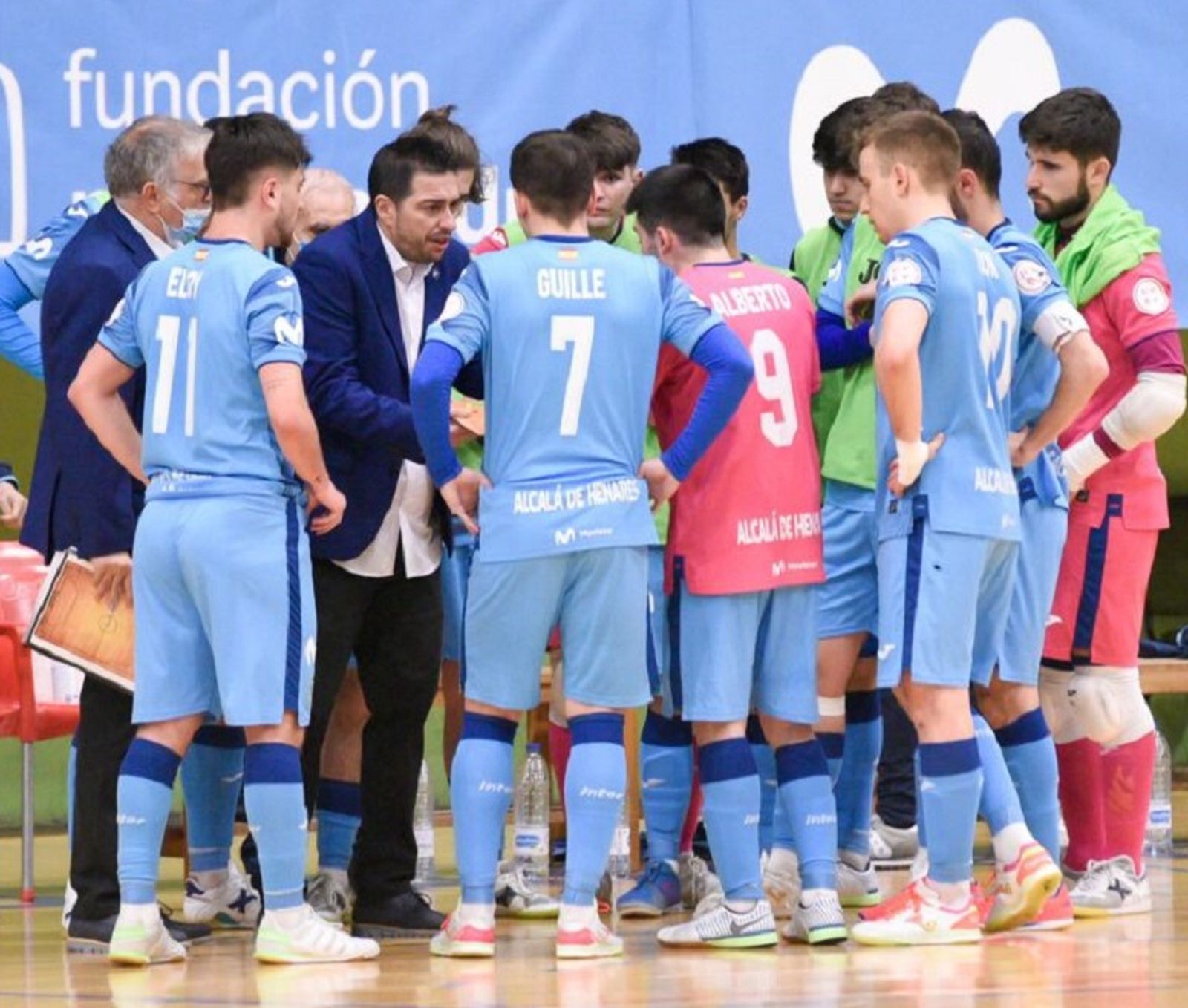 989_fmyuklnxsak-xee-1024x684 989_fmyuklnxsak-xee-1024x684