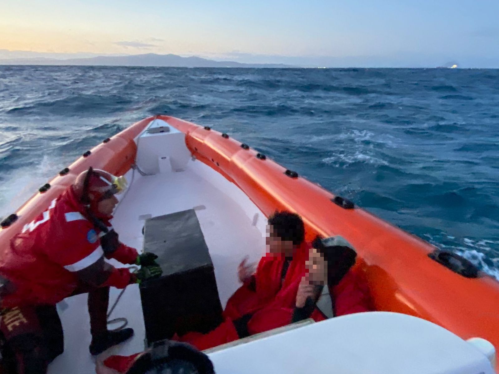Del 25 de mayo al 11 de junio, José Antonio Carracao, participó como voluntario en la misión 126 del Open Arms de rescate humanitario en el Mediterráneo Central