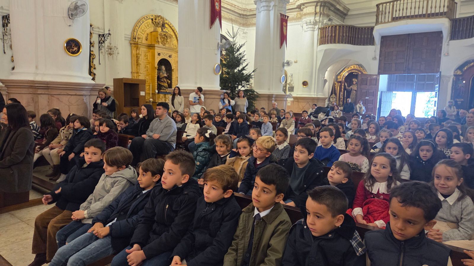 La Iglesia de África, llena