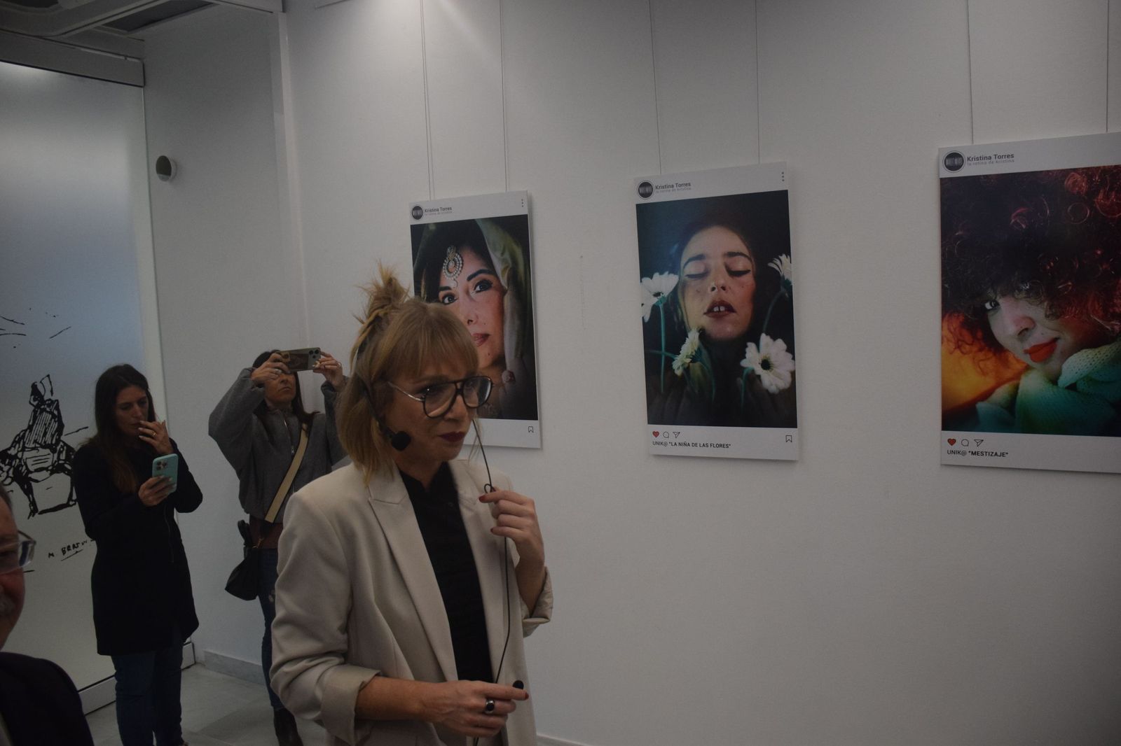 FOTOGALERÍA | La Fundación Premio Convivencia inaugura en Ceuta la muestra “Unik@”