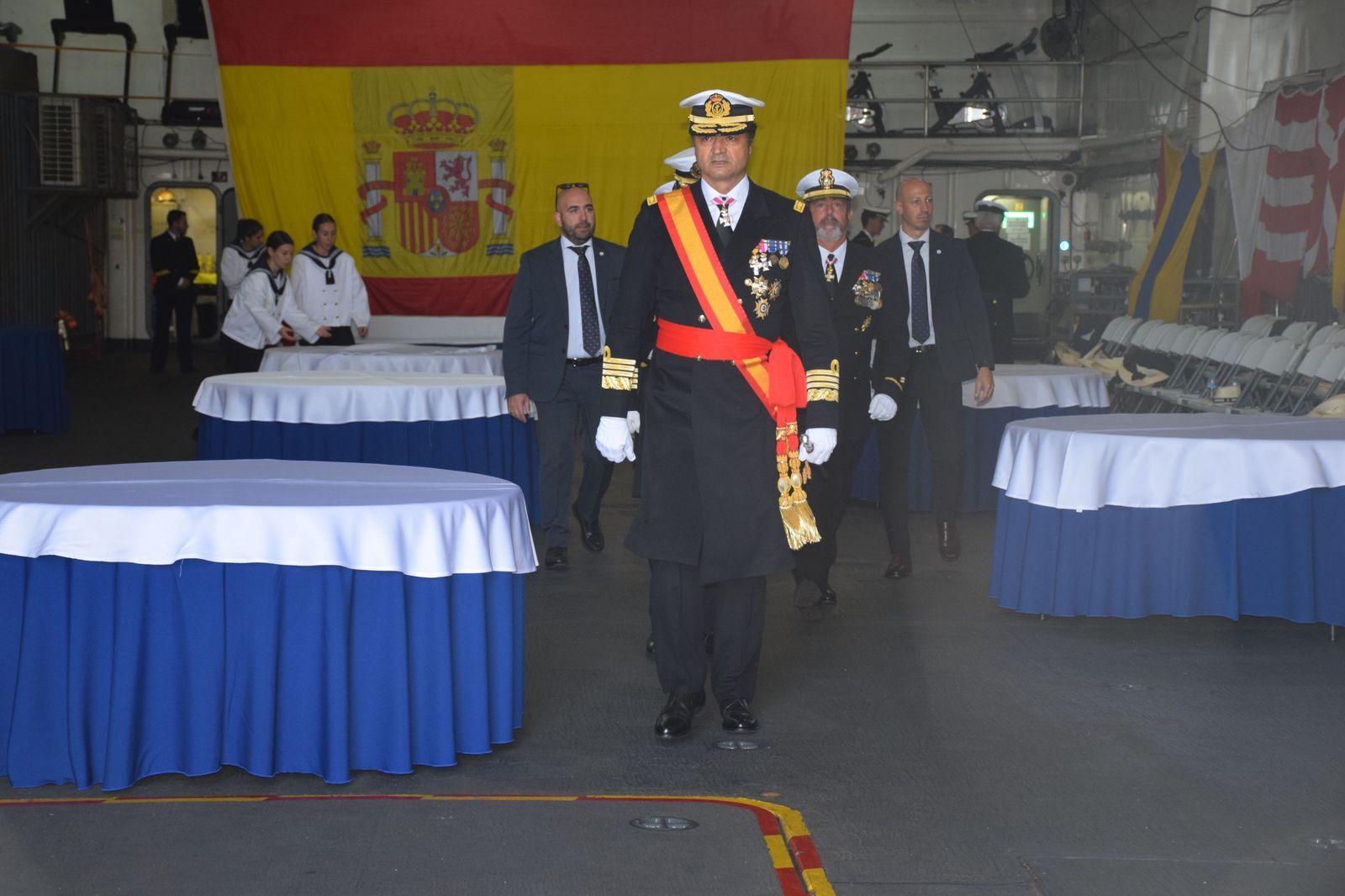 Emotiva jura de bandera a bordo del 'Castilla'