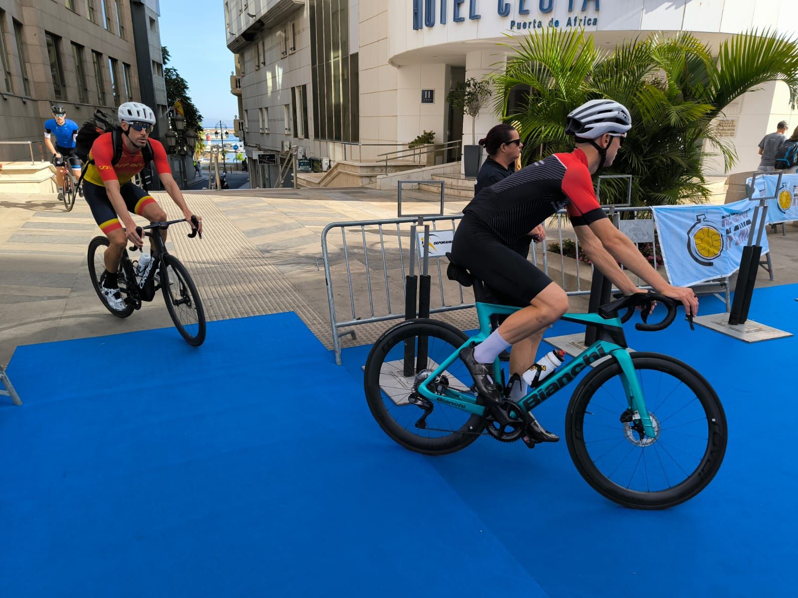 2975e0d4-ace8-4f9f-b392-a234f642cb89