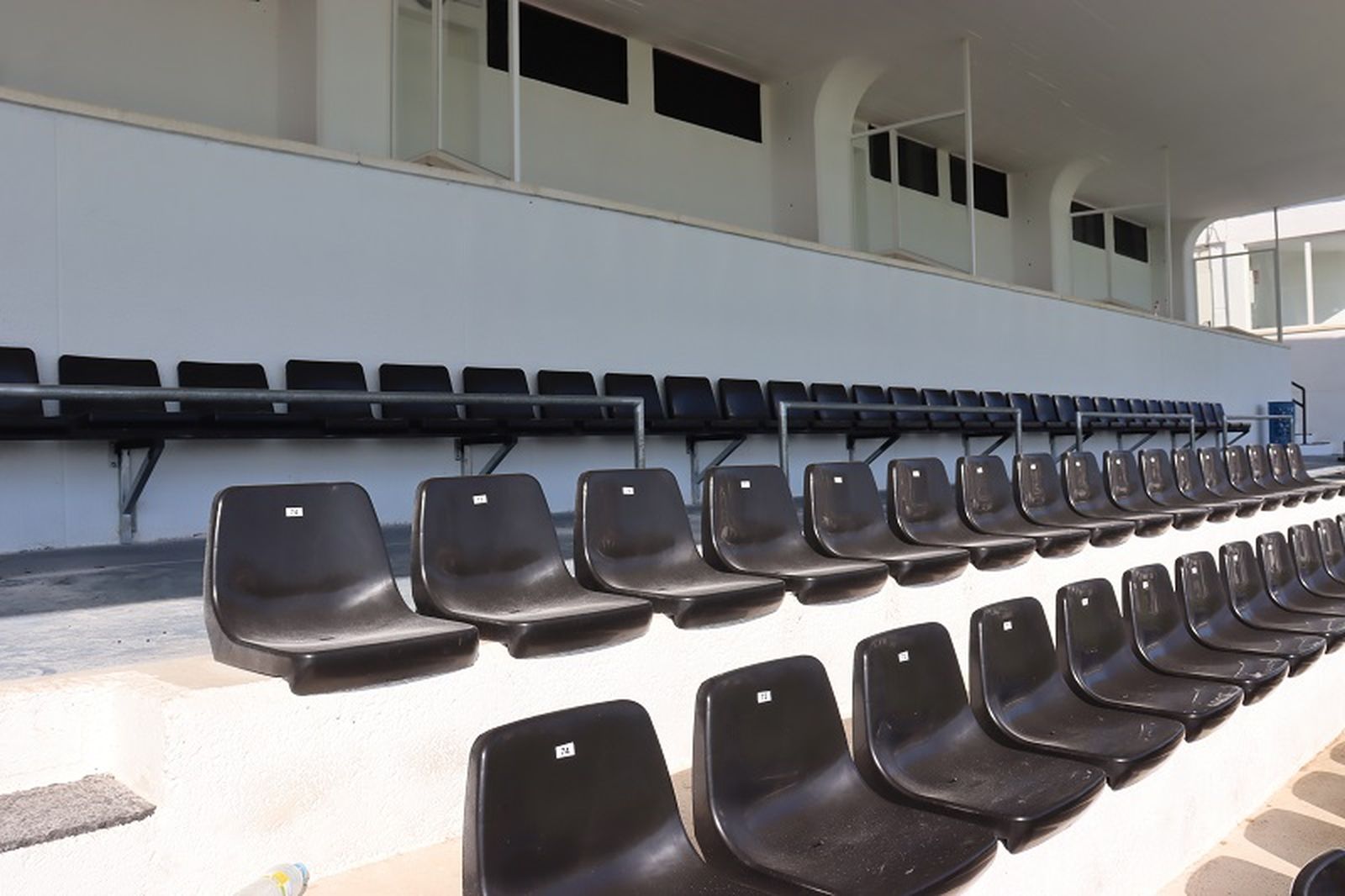 8860_00100_1000000881_derecha2