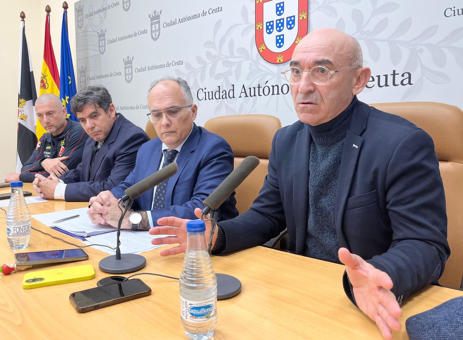 El jefe de Protección Civil en Ceuta durante su comparecencia