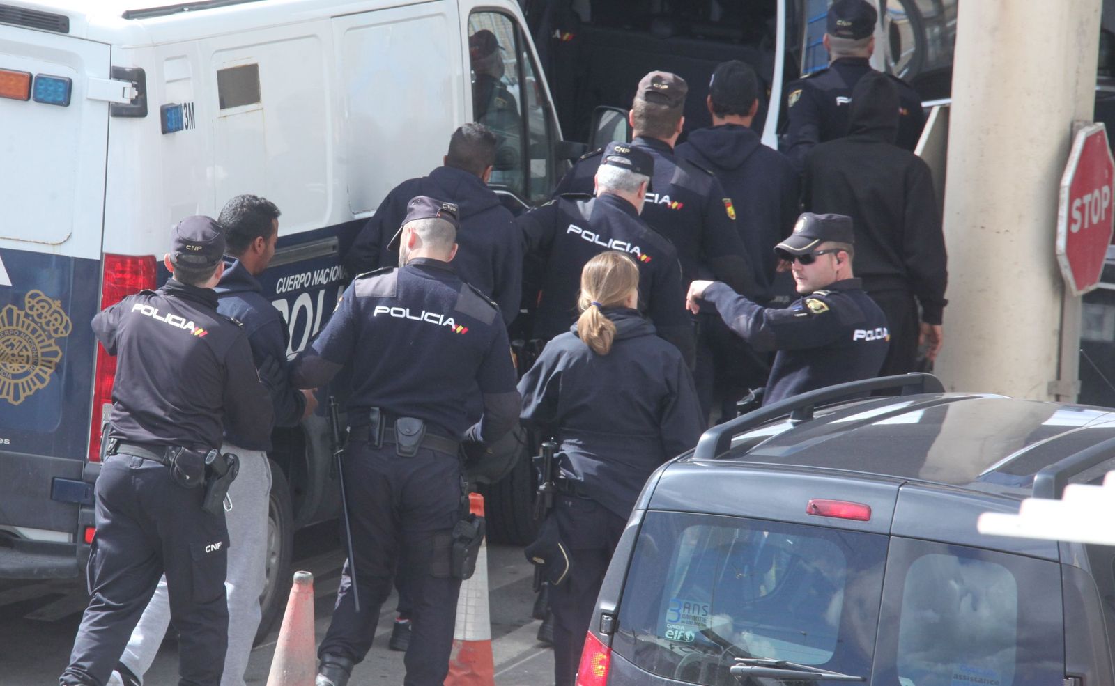 Foto de archivo de una intervención de la Policía Nacional hace años | REDUAN