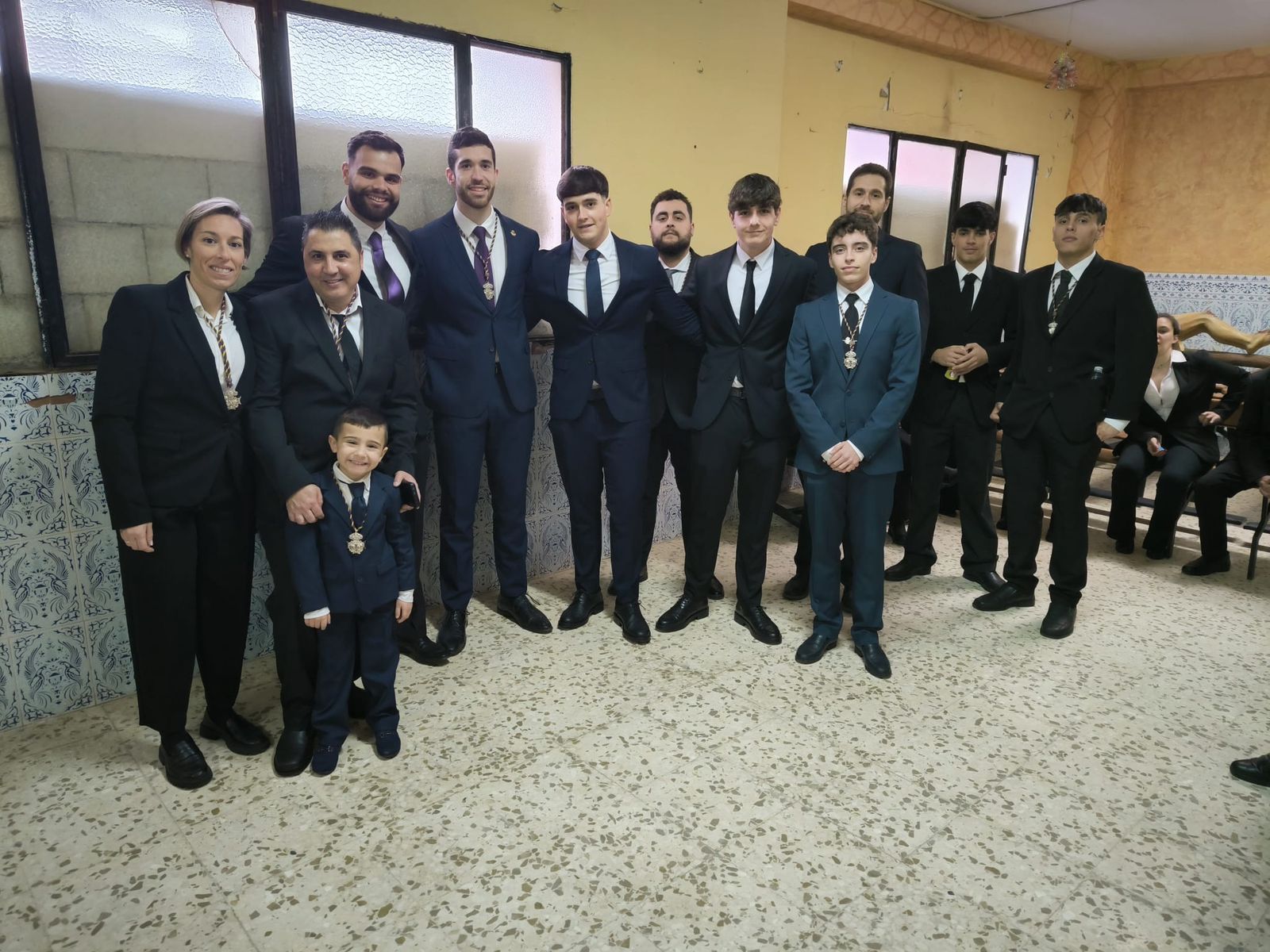 Comienza el traslado del Señor de Ceuta arropado por cientos de ceutíes