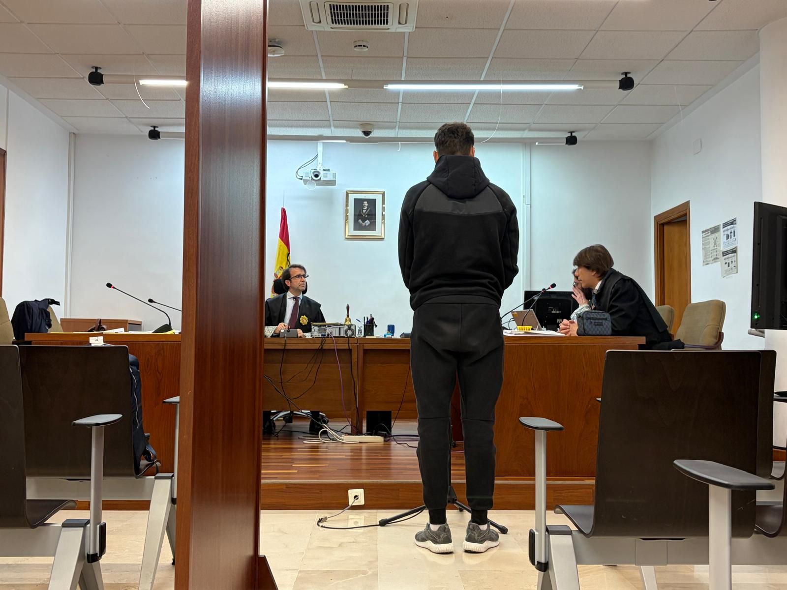 El acusado reconoce los hechos ante el tribunal este martes.