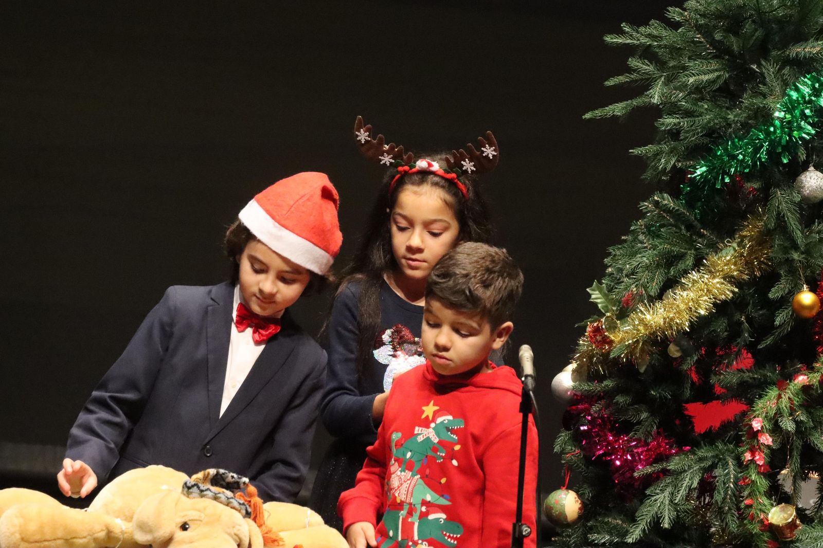 La Navidad perdura en el Revellín con una nueva muestra de belenes
