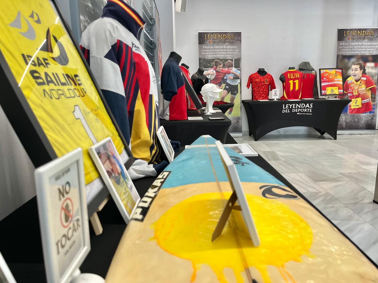 Todo preparado para la apertura de la exposición deportiva femenina ‘Leyendas’
