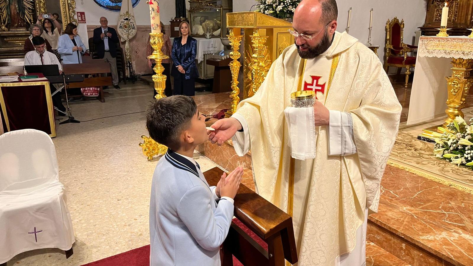 Primer turno de comuniones este sábado en el Santuario de África