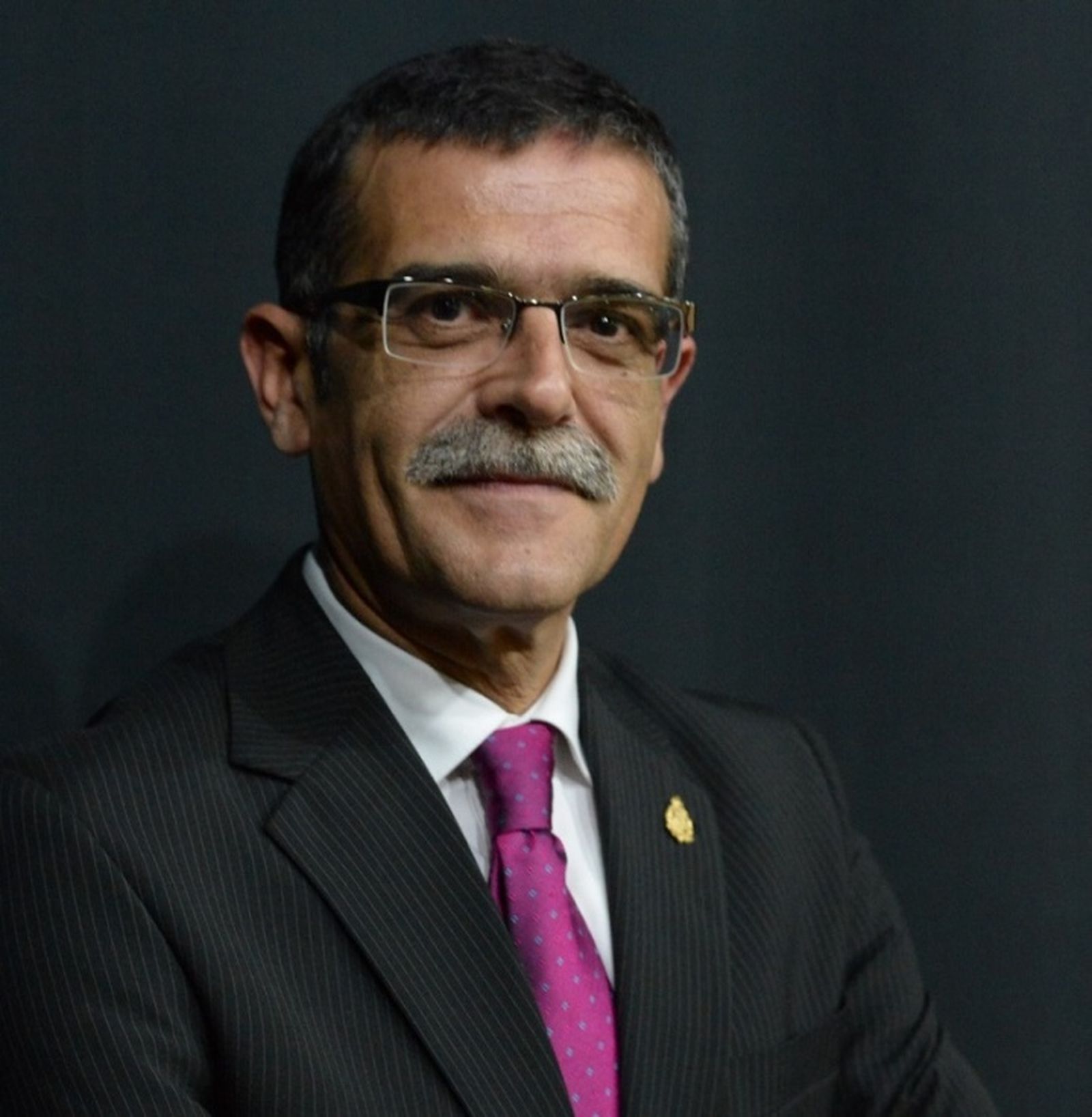 El nuevo pregonero de la Casa Regional de Ceuta en Melilla para San Antonio 2024, Juan Carlos Jiménez Gamero. / FOTO CEDIDA