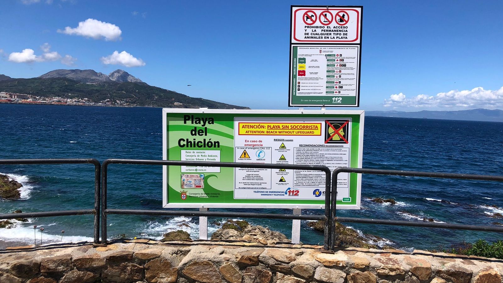 Nuevos carteles en todas las playas informativos y de sensibilización