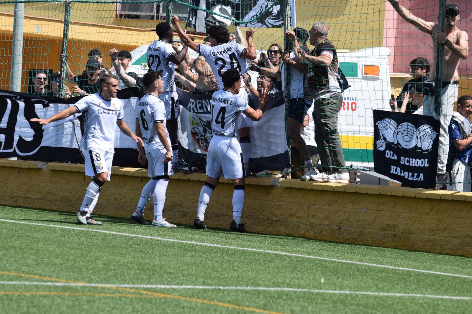 Partido AD Ceuta B-Dos Hermanas