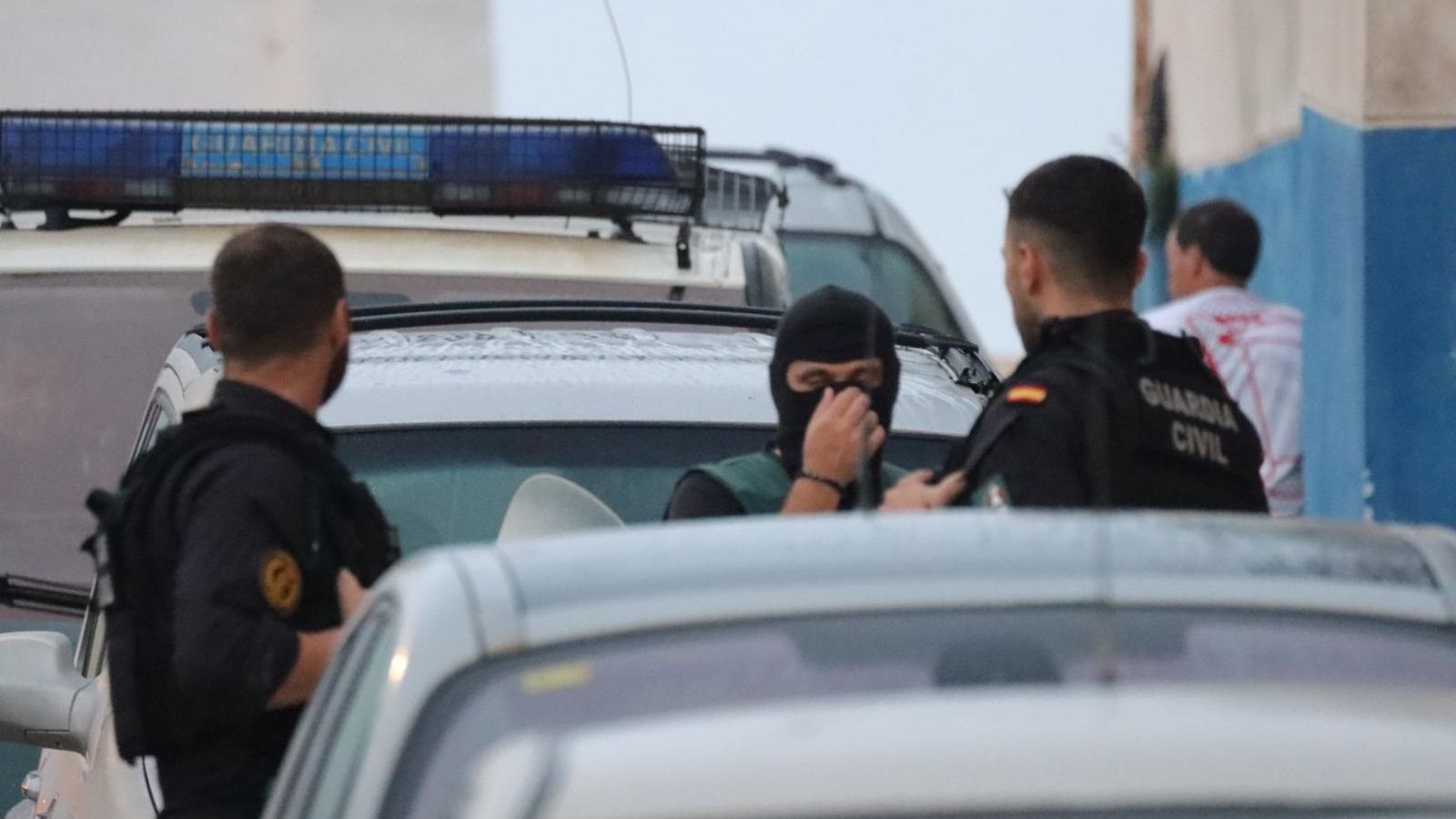 El dispositivo de la Guardia Civil se desplegó a primera hora de este martes en Cortadura del Valle