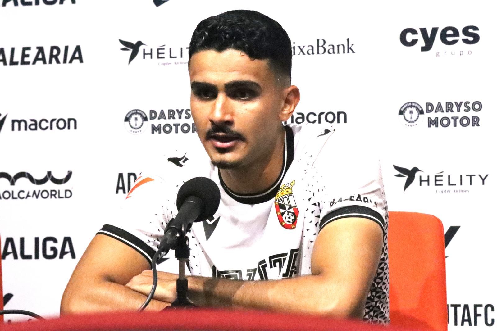 Younes, centrocampista de la AD Ceuta FC, autor del go ante la SD Eibar, durante la rueda de prensa tras el encuentro disputado en el Alfonso Murube