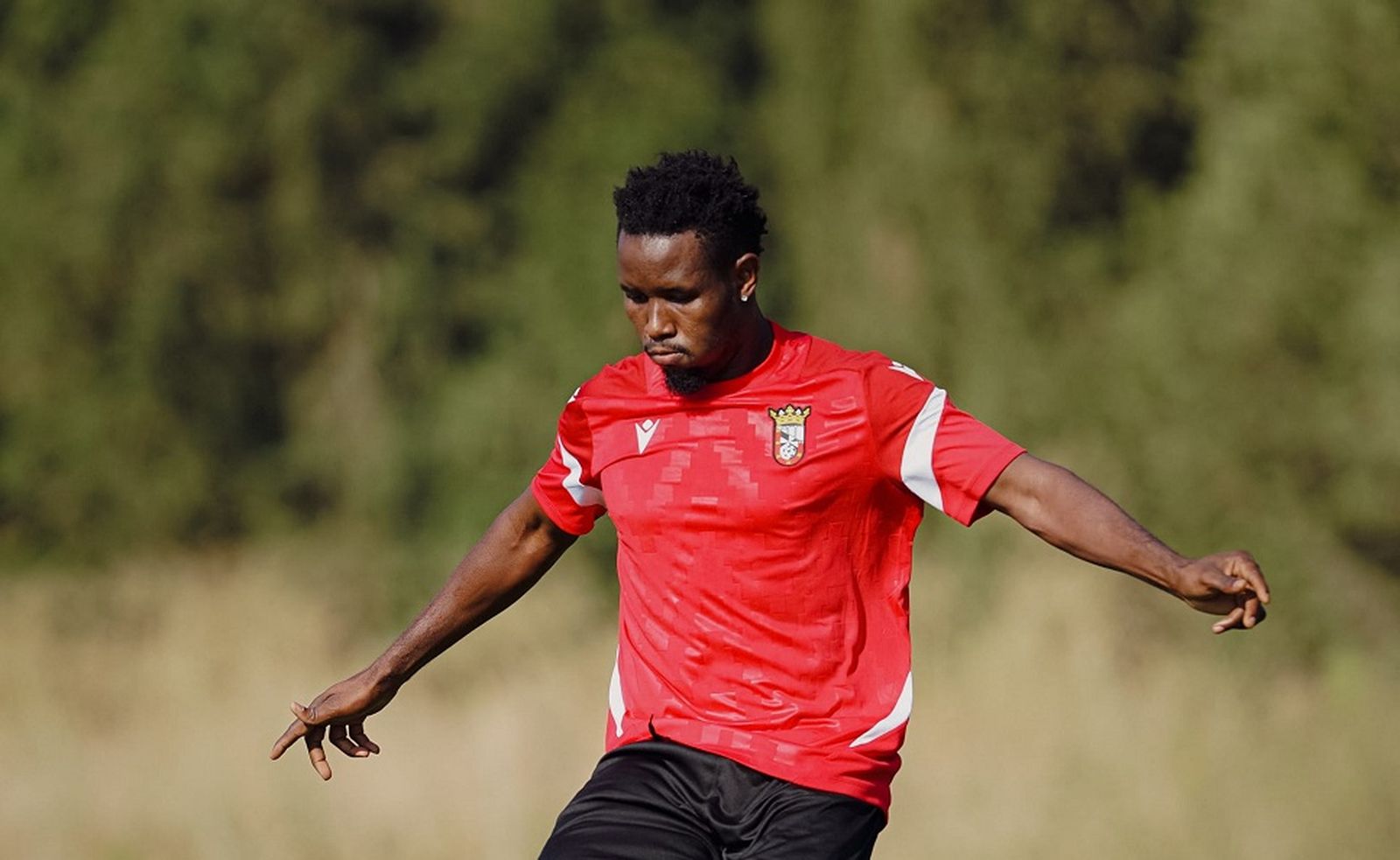 Kenneth Mamah ha realizado su primer entrenamiento con el Ceuta