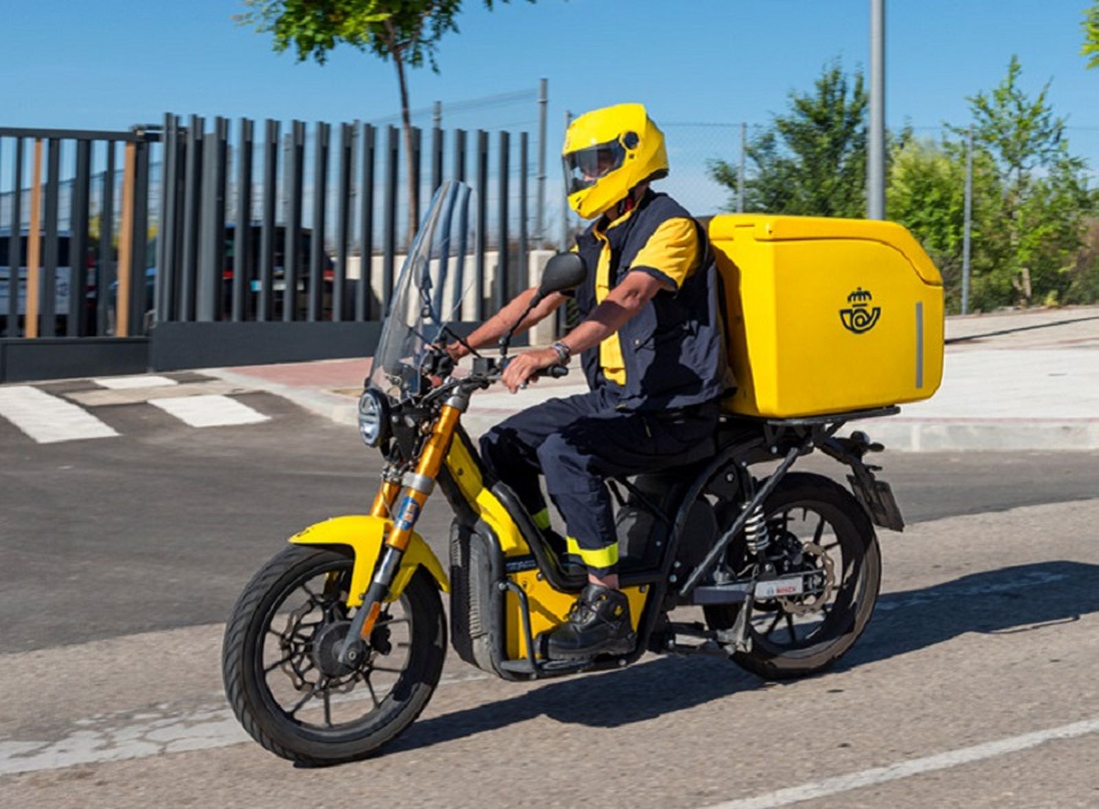 9647_correos-moto