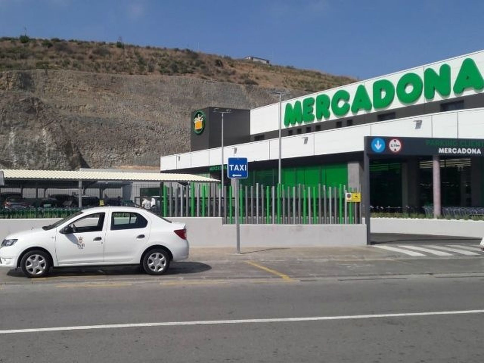 Los supermercados absorben ya 90 millones de euros en sobrecostes energéticos
