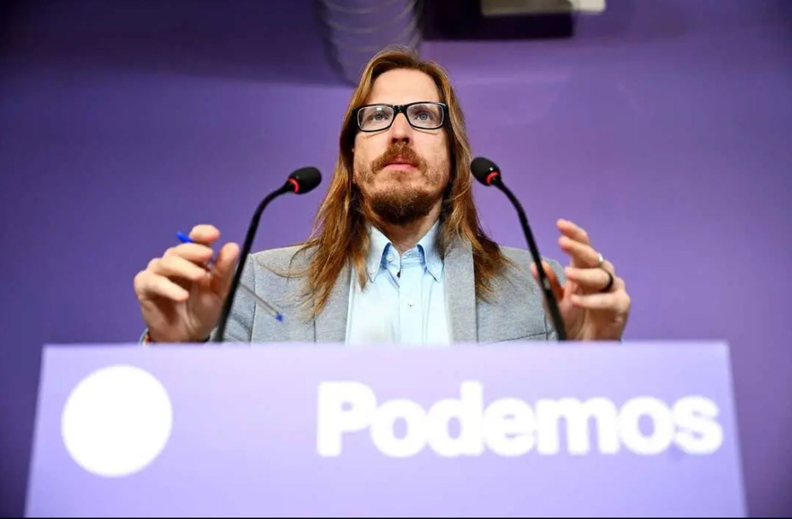 El portavoz de Podemos, Pablo Fernández