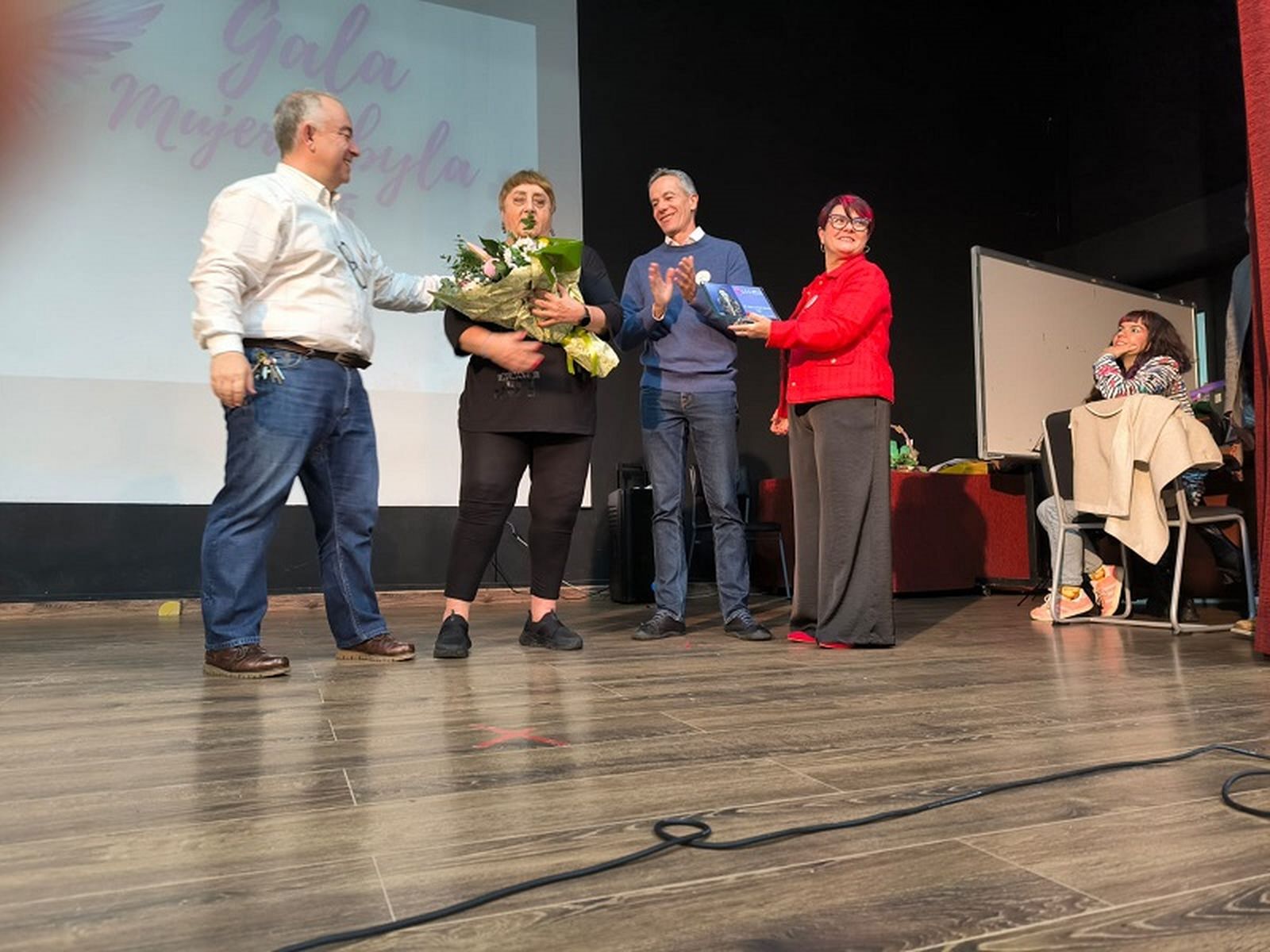 Acto de entrega del premio. / FOTO NICOL'S