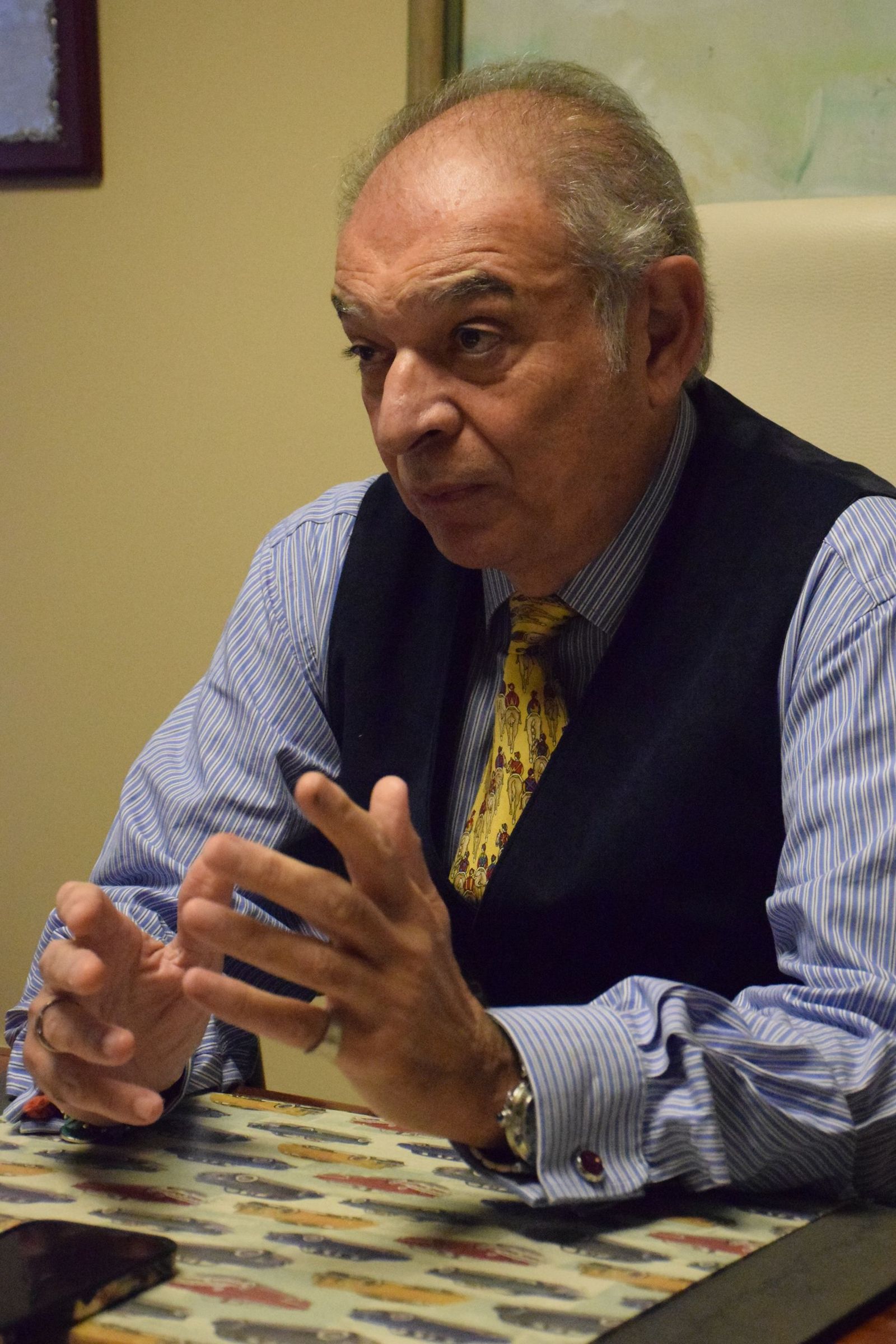 El cónsul honorario de Portugal en Ceuta, José Ríos, en su despacho durante una entrevista concedida a El Pueblo de Ceuta