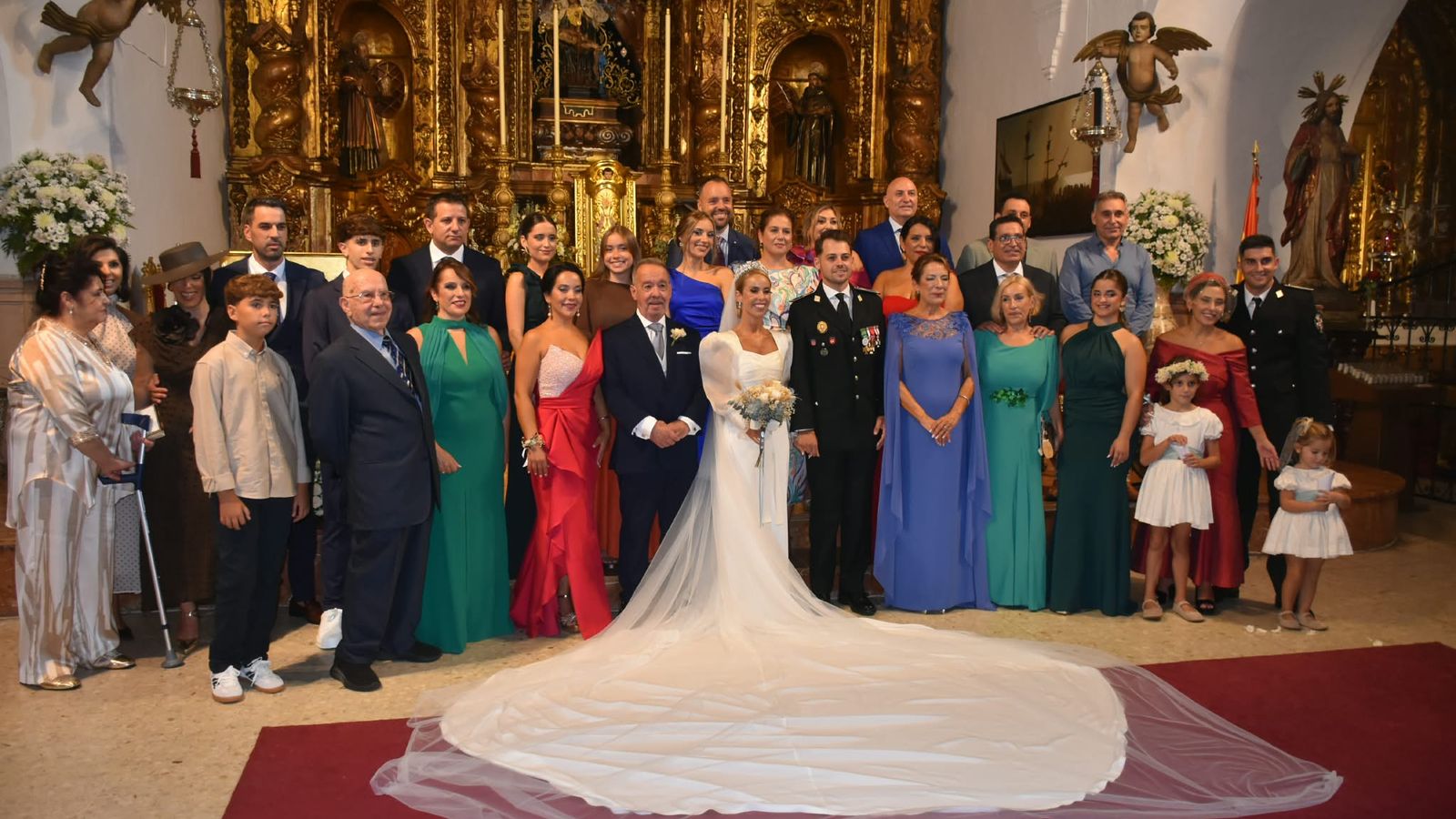 Alejandro y Tamara se dan el "sí quiero" ante la Virgen de África
