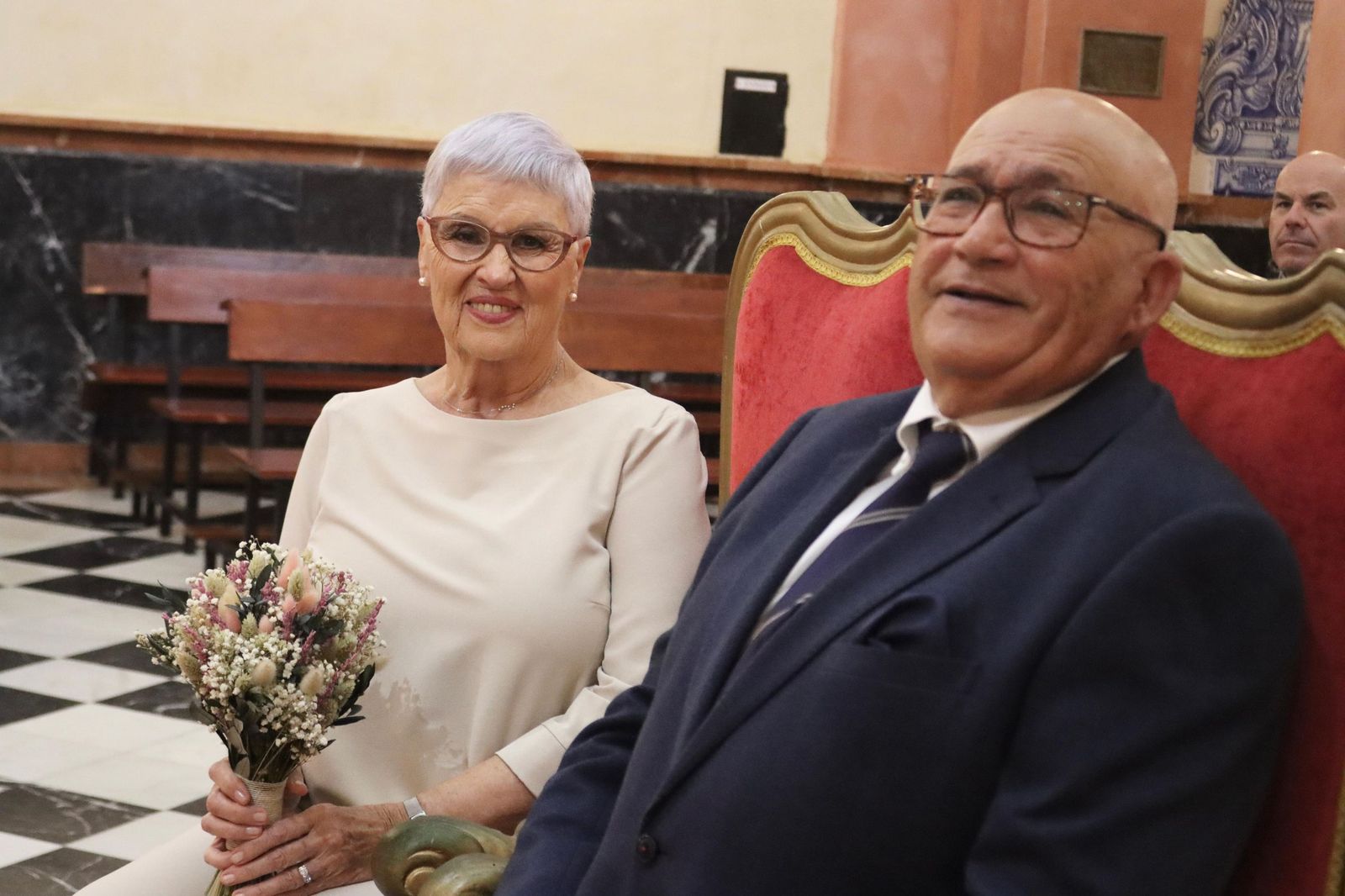 Boda de Oro de Manuel y María Isabel en la Iglesia de los Remedios
