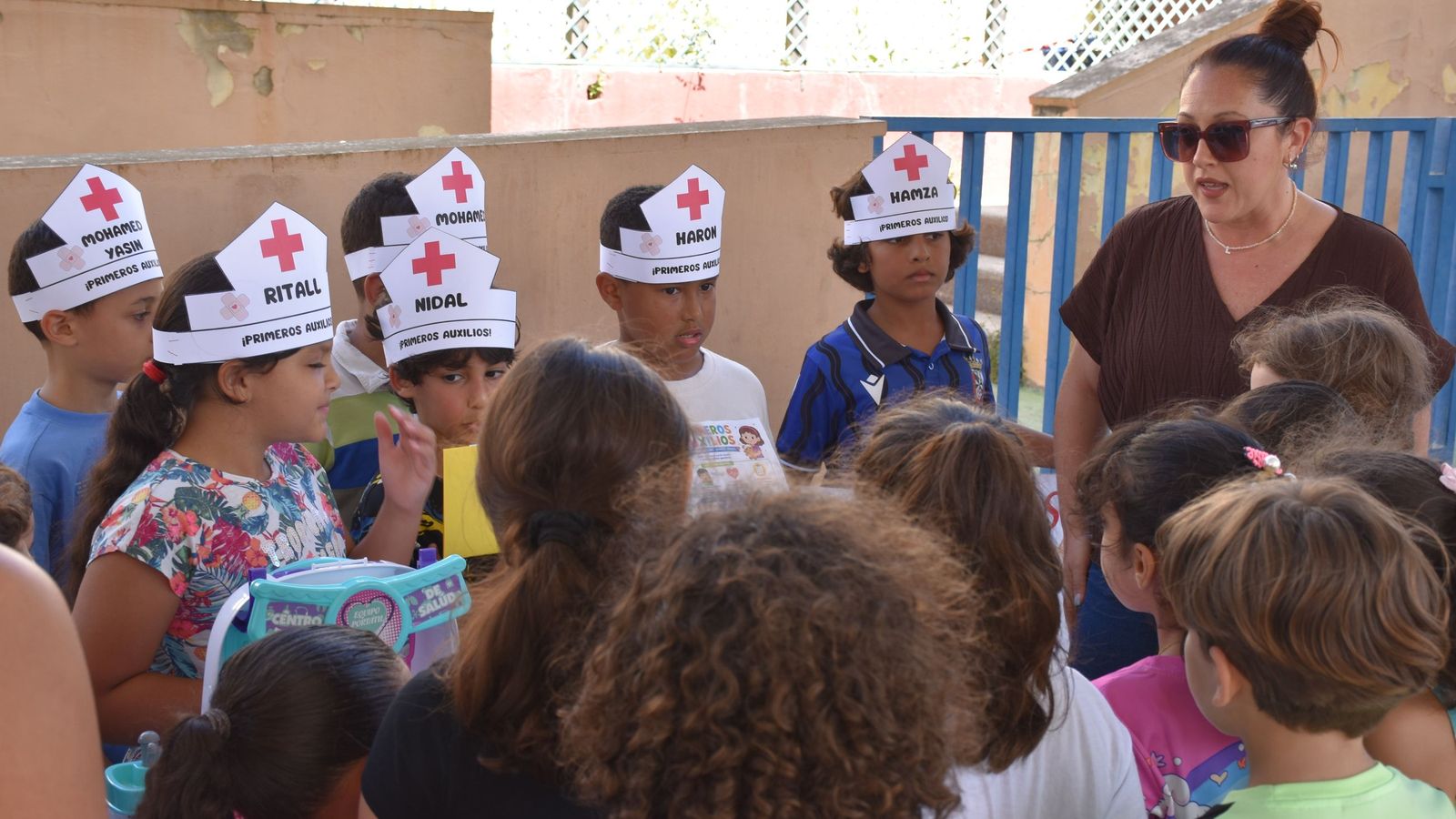 Feria de Hábitos Saludables organizada por la enfermera escolar del CEIP Santa Amelia, Alejandra González