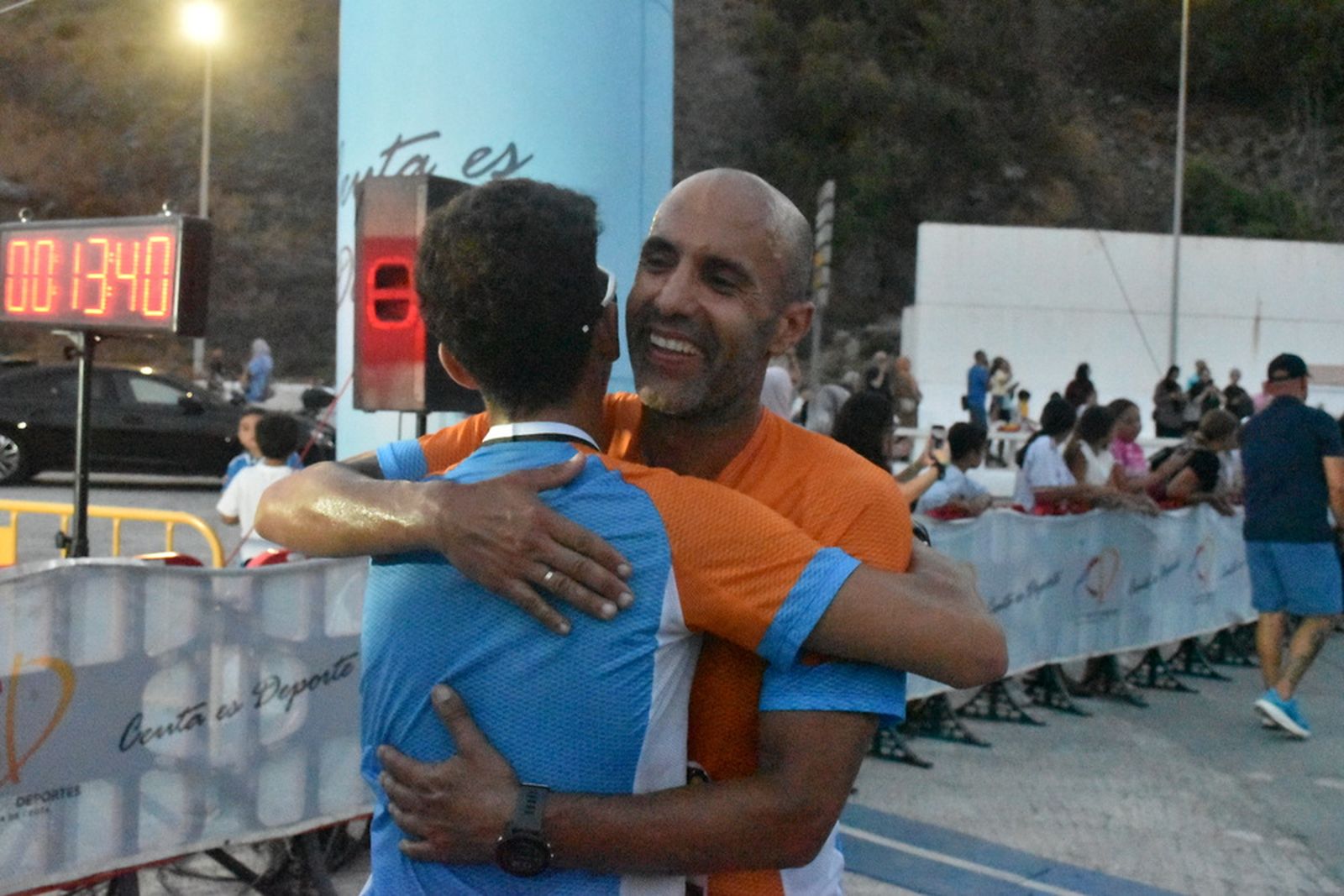 “Bily” y Elena López, reyes de la XXXI carrera popular de San Juan