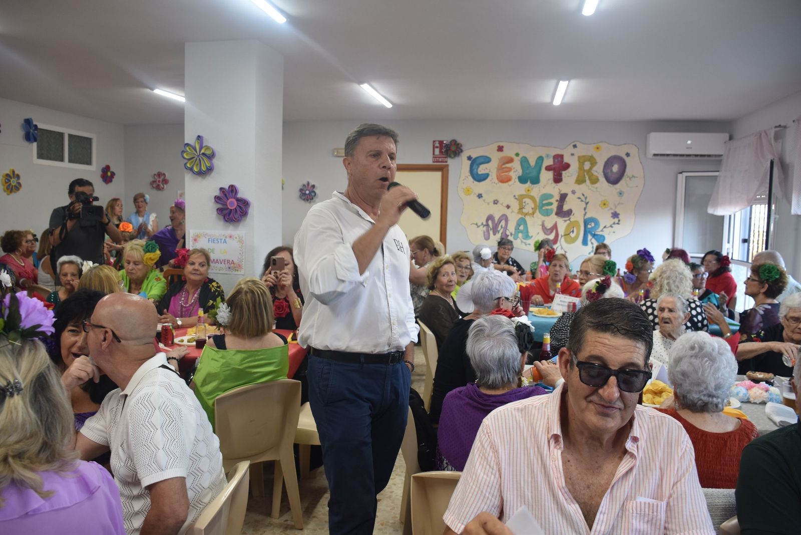 Villajovita se viste de feria para celebrar la primavera junto a sus mayores