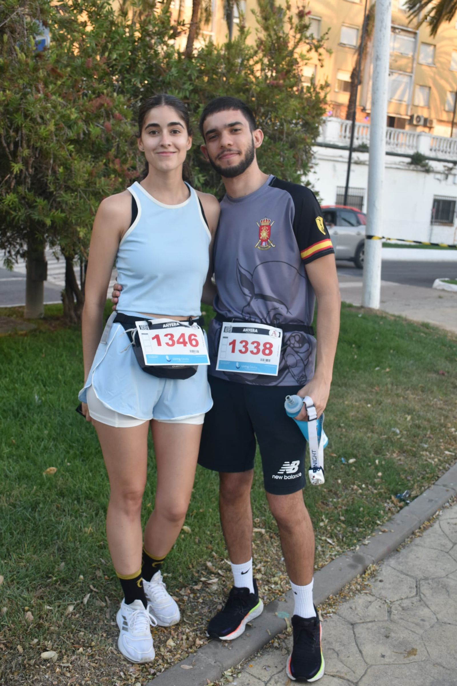 Decenas de senderistas llenan de luz y deporte la XVIII Marcha Nocturna Familiar de Ceuta