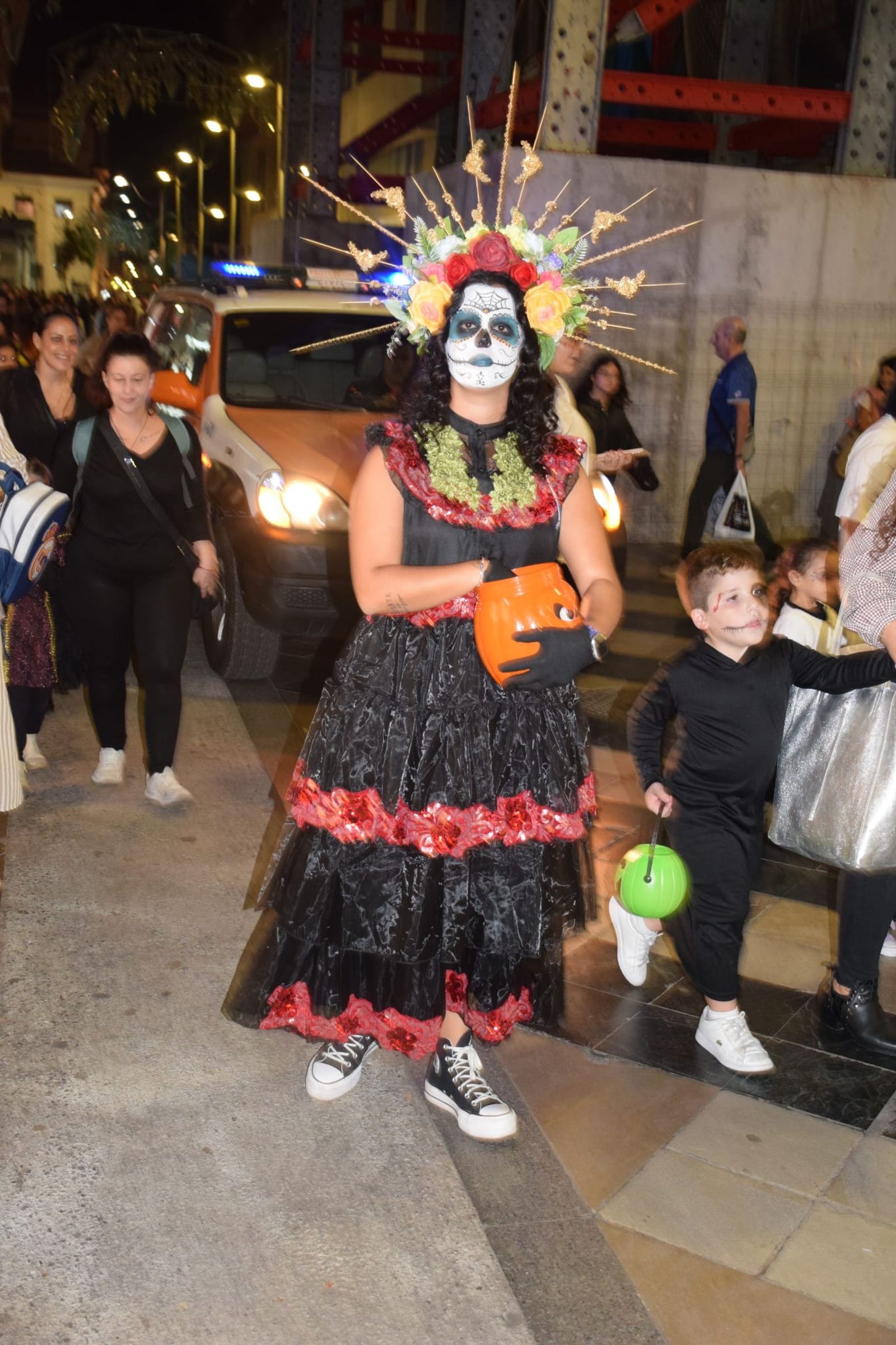 Ceuta se llena de huesos y risas en un Halloween de risas Ceuta se llena de huesos y risas en un Halloween de risas
