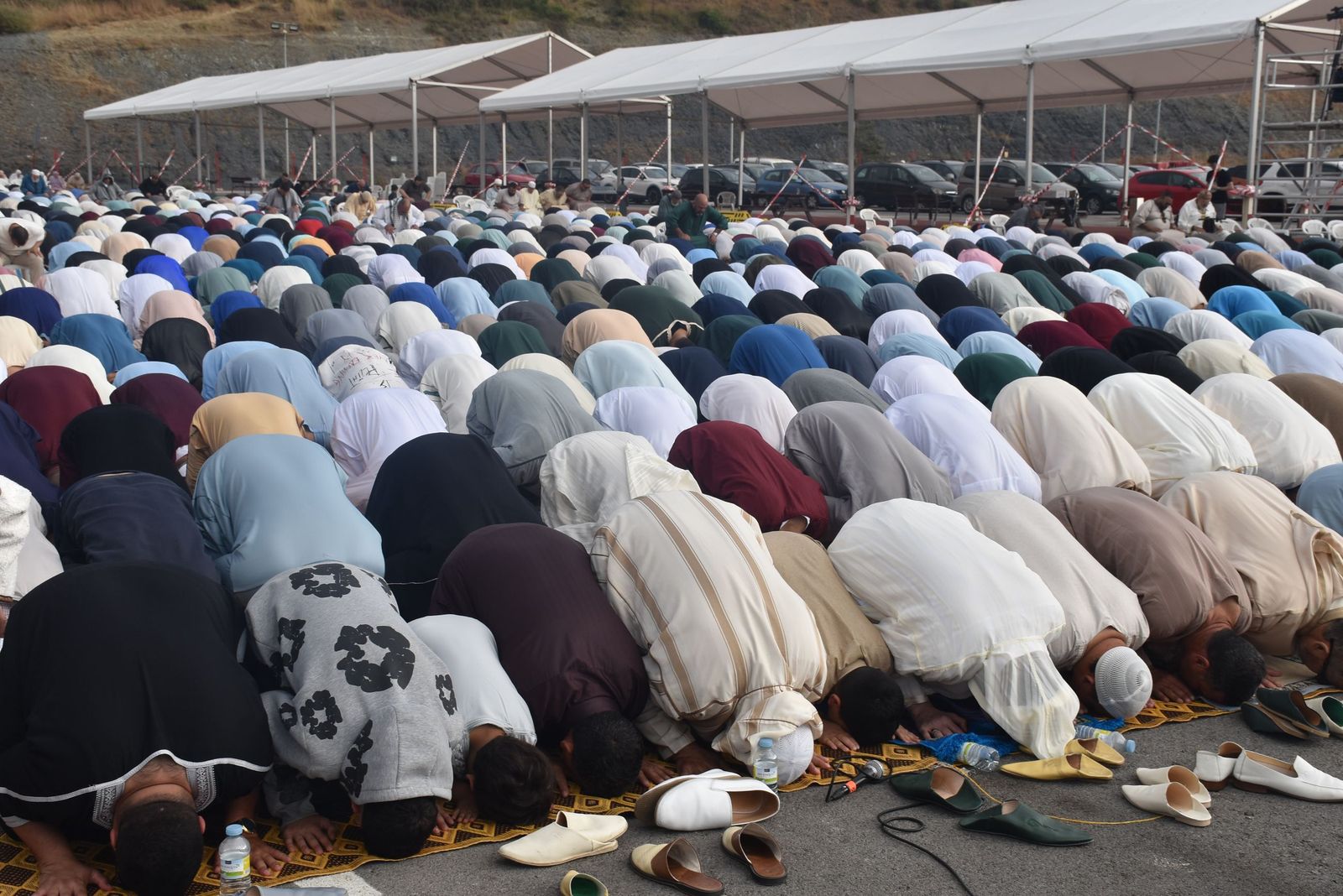 Devoción y respeto en otro rezo multitudinario en Ceuta