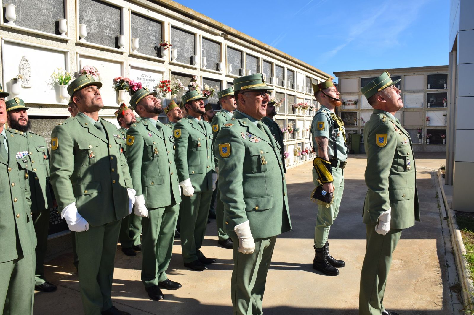 Así ha sido el homenaje a los militares fallecidos