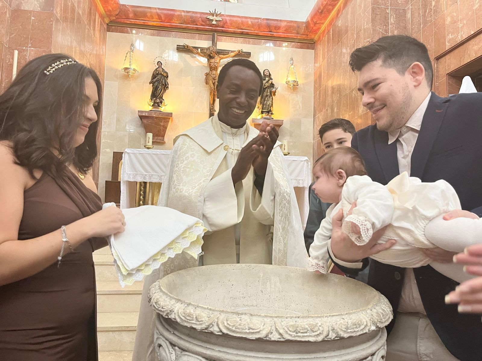 Bautizo de Mérida en la Iglesia de Santa Teresa de Jesús